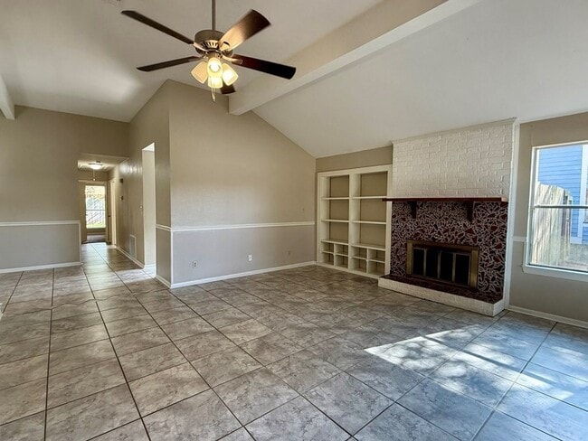 Building Photo - 4411 Rattan Ave