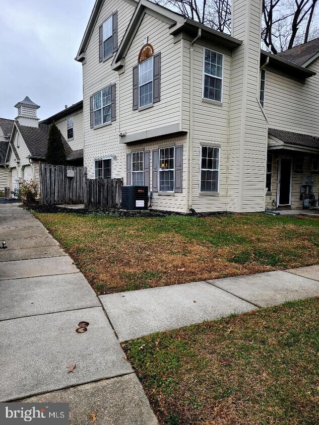 Primary Photo - 209 Stonebridge Blvd