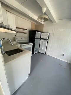 Building Photo - 1411 Via Alta