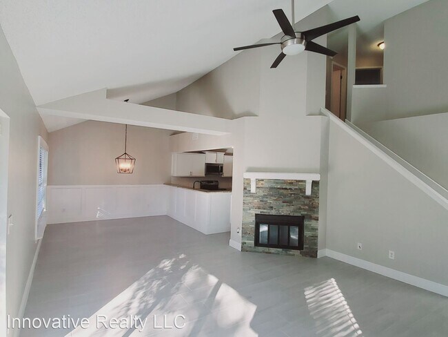 Building Photo - 3 br, 2 bath House - 415 E. Springtree Way
