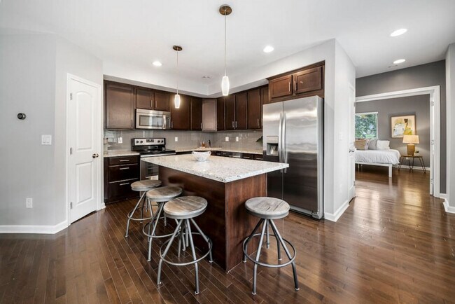 Foto del edificio - 2201 Reading Rd