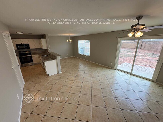 Building Photo - 12901 N El Frio St