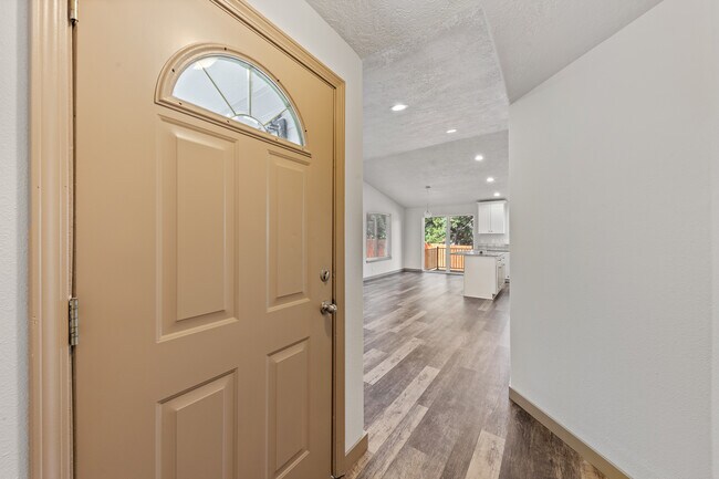 Foto del edificio - 840 SW Oakdale Ave