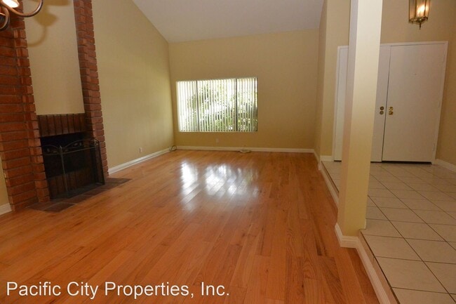 Building Photo - 4 br, 3 bath House - 6021 Manorfield Dr.
