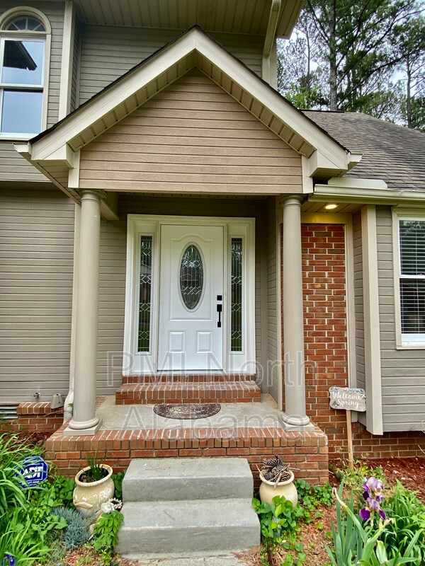 Building Photo - 1834 Shellbrook Dr NW
