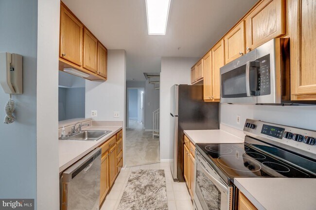 Building Photo - 4112I Monument Ct