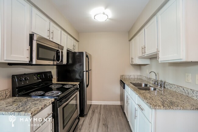 Building Photo - 819 Von Kolnitz Rd