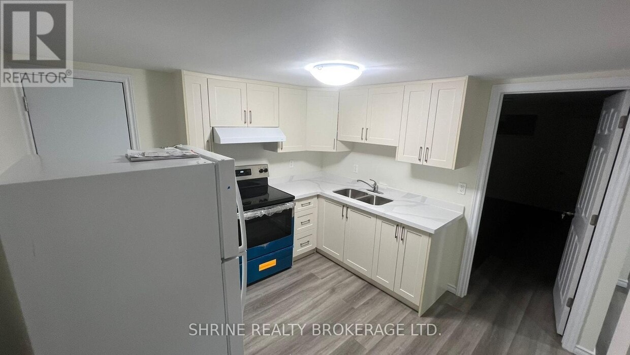 Primary Photo - 259 McNay St