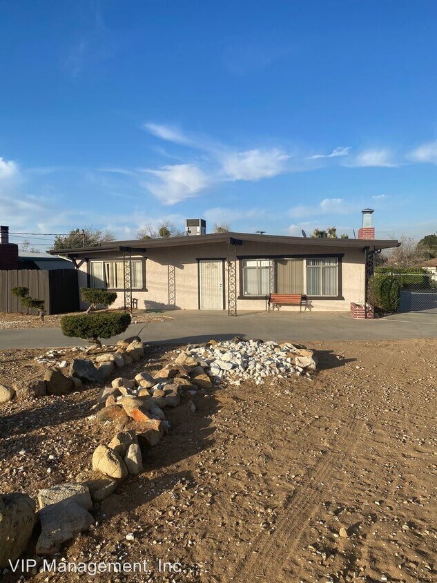 Foto principal - 1 br, 1 bath House - 8855 Orange St