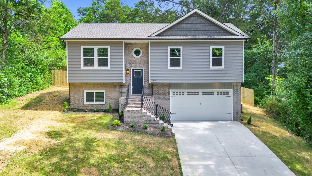 Brand new, 4 bedroom home! - Brand new, 4 bedroom home!