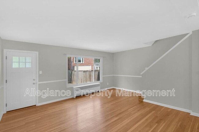 Building Photo - 46 Ancell St