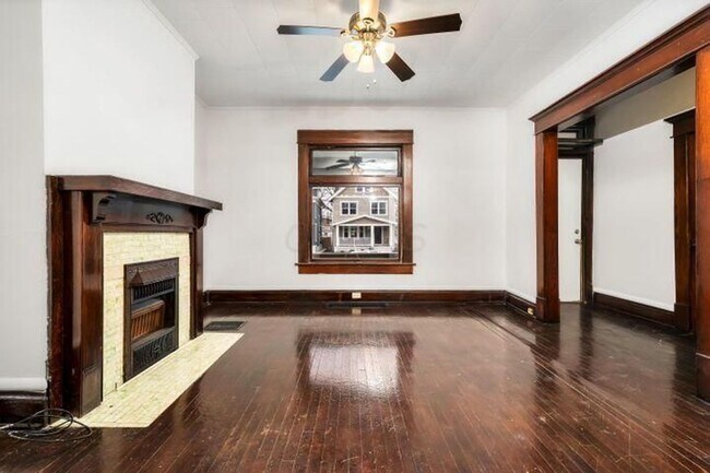 Building Photo - 888-890-890 Studer Ave