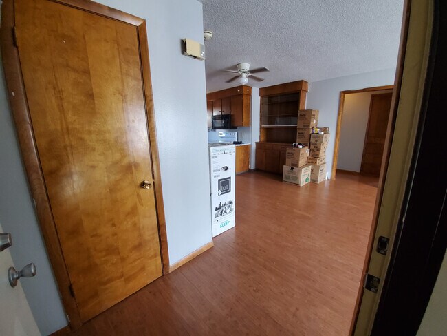 Building Photo - 309 11th Ave NW; Mandan, ND. 58554