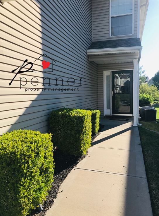 Foto del edificio - 8027 Elmwood Ave