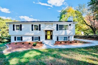 Building Photo - 406 Snelling Rd