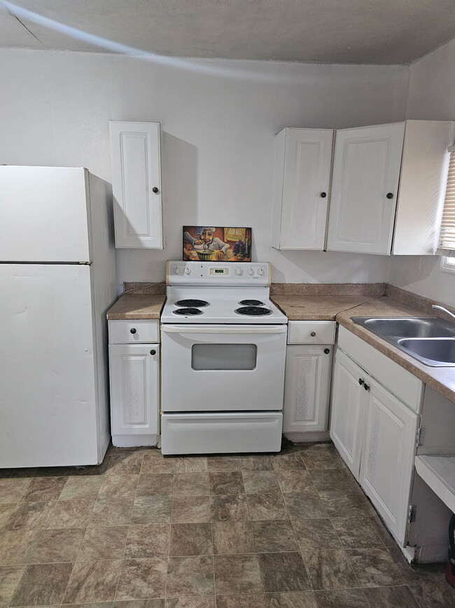 Foto del edificio - 2217 E 19th Ave