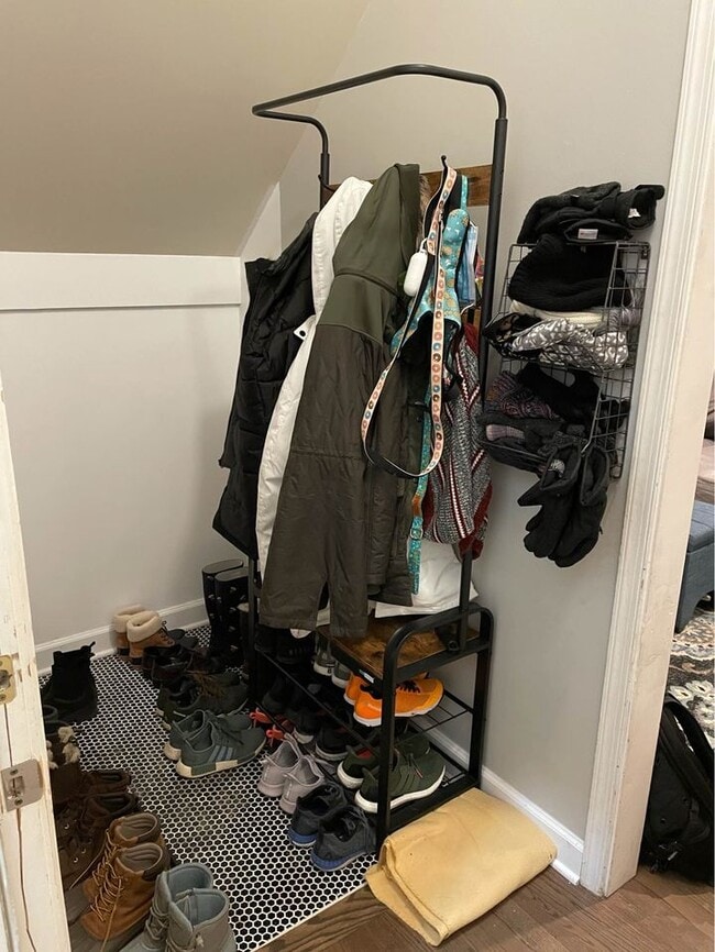 mud room - 1718 N Campbell Ave