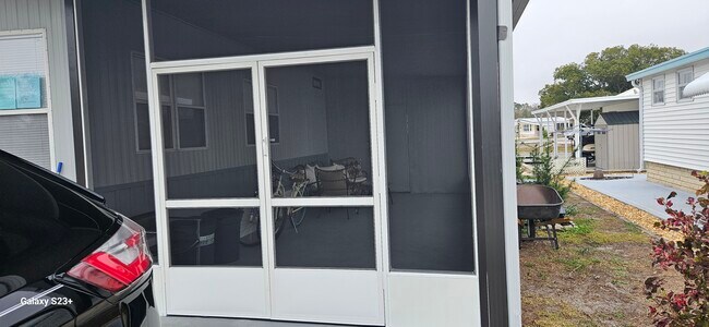 Foto del edificio - 35101 Condominium Blvd