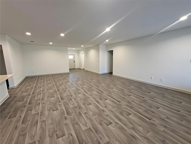 Foto del edificio - 1719 Maclane Ct