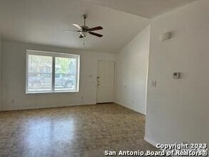 Building Photo - 118 Drury Ln