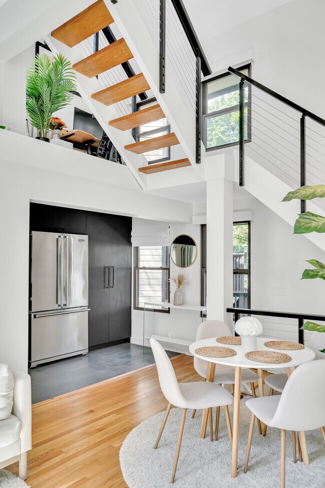 Foto del edificio - 47 Cogswell Ave