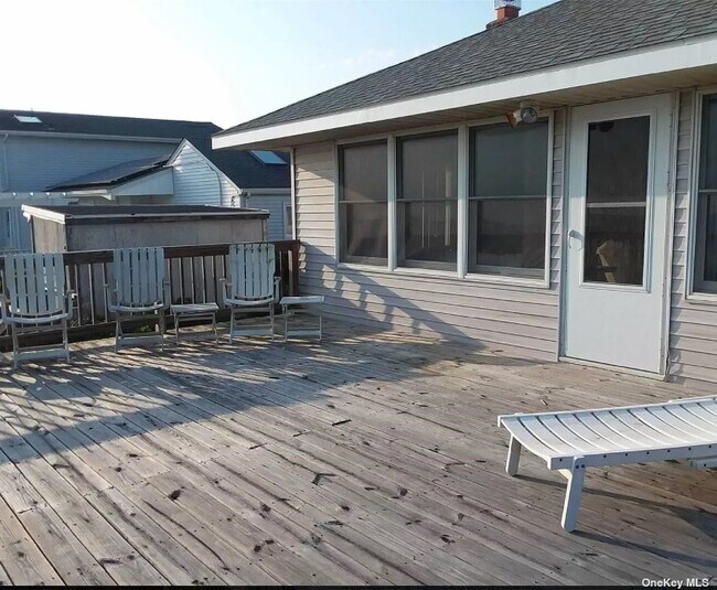 4 Shore Rd, Patchogue, NY 11772 House Rental in Patchogue, NY