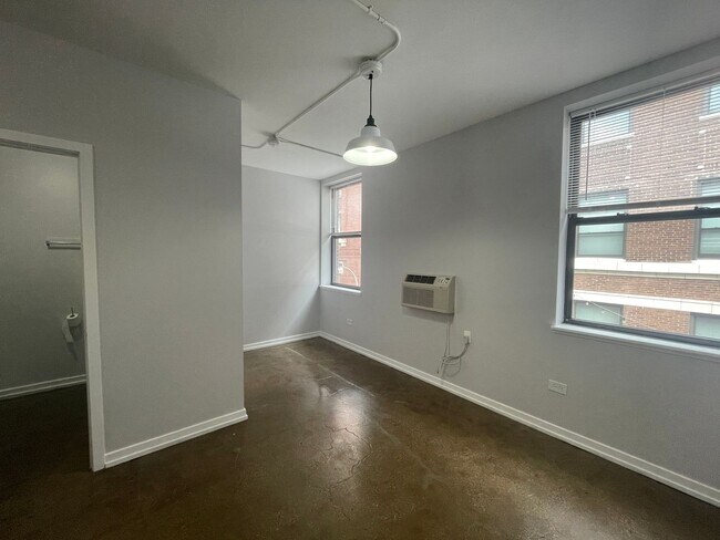 Foto del interior - Wilson Uptown LLC