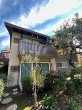 Building Photo - 3050 S Bristol St