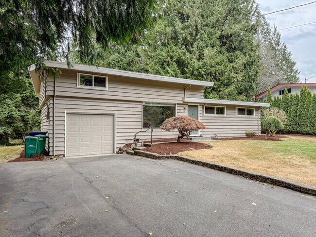 Foto del edificio - 5414 Firwood Dr