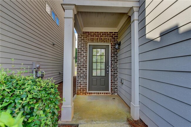 Building Photo - 5160 Breezewood Cir