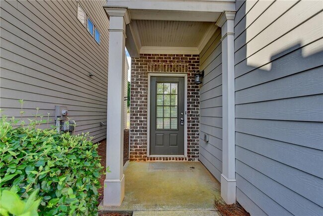 Foto del edificio - 5160 Breezewood Cir