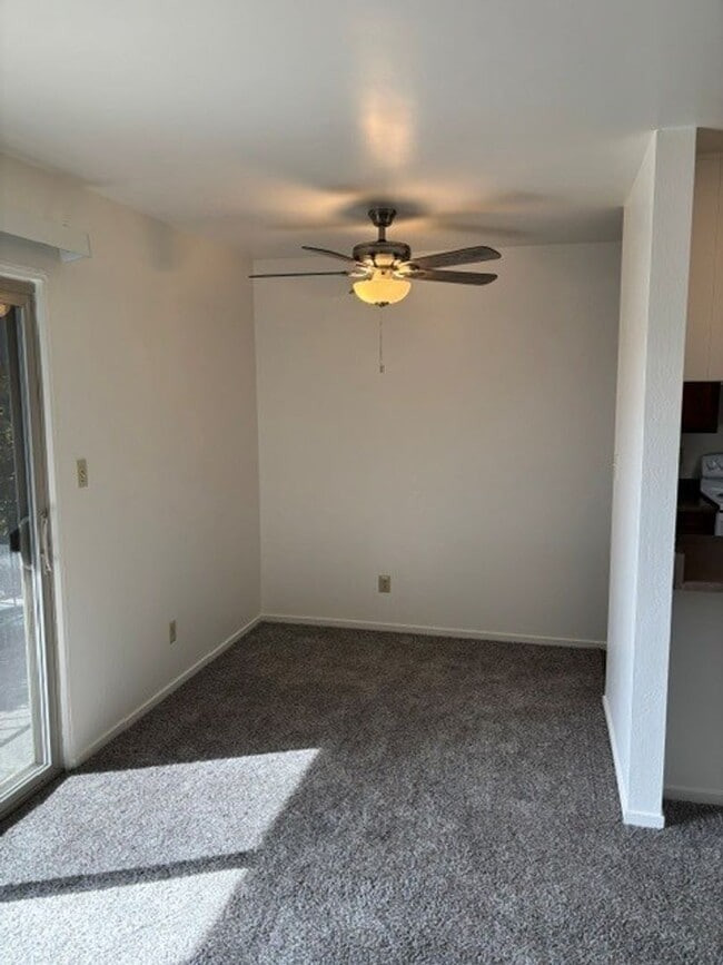 Building Photo - Jersey Way Apartments