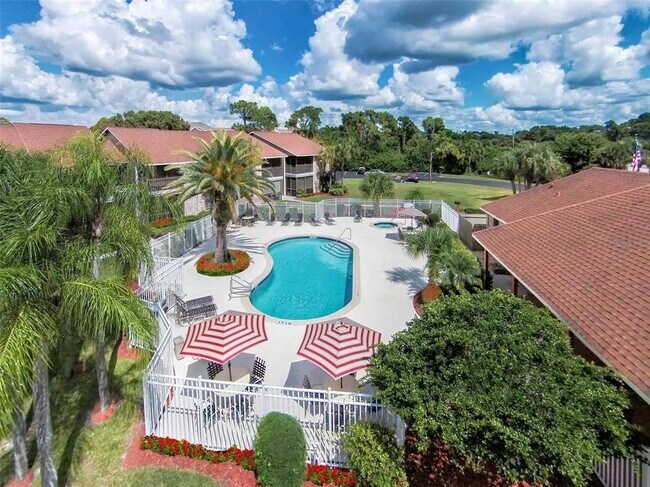 Foto del edificio - 1001 Center Rd