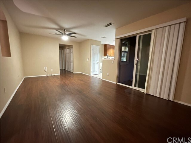 Foto del edificio - 15625 Lasselle St