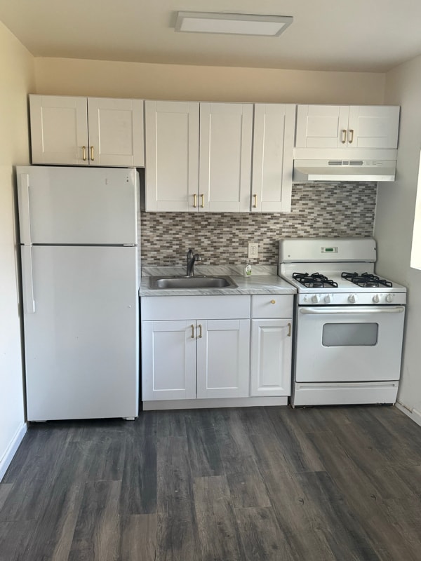 Foto principal - 27 Hillside Ave