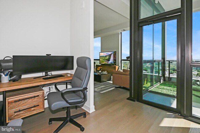 Foto del edificio - 1650 Silver Hill Dr