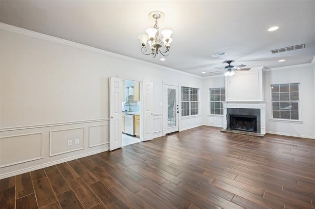 Foto del edificio - 1156 Bent Oaks Dr
