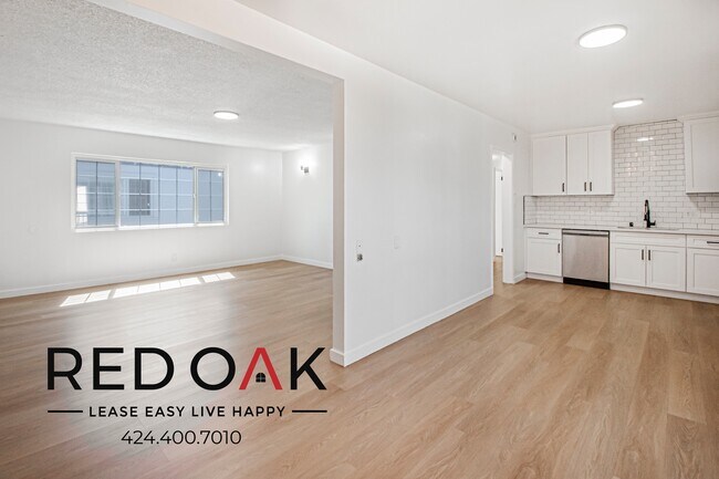 Building Photo - 1540 W 145th St