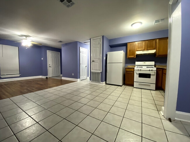 Foto del edificio - 3565 Kings Dr