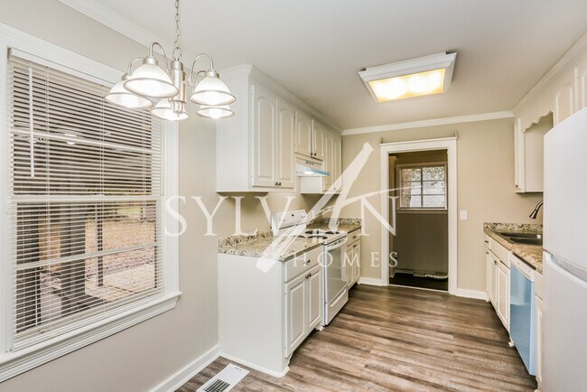 Foto del edificio - The living is easy in this 3 bedroom, 2 ba...