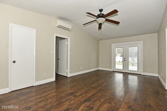 Building Photo - 3 br, 2 bath House - 2957 Rouen Ave
