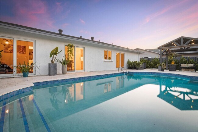 Foto del edificio - 12811 SW 9th Pl