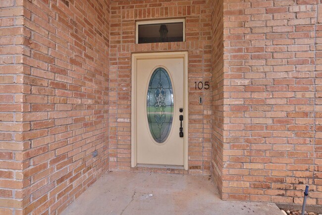 Foto del edificio - 105 Lawrence Marshall Dr