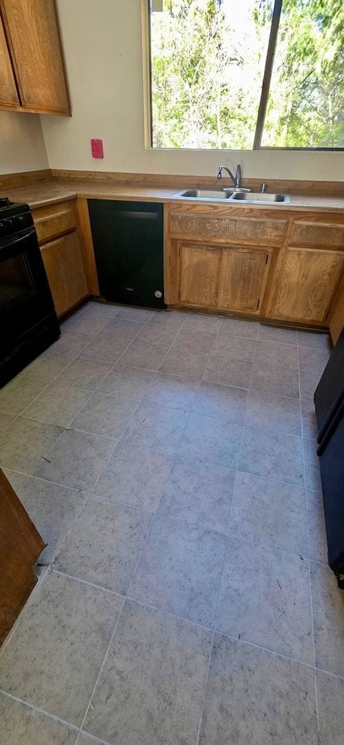 Building Photo - Large beautiful home in Idyllwild