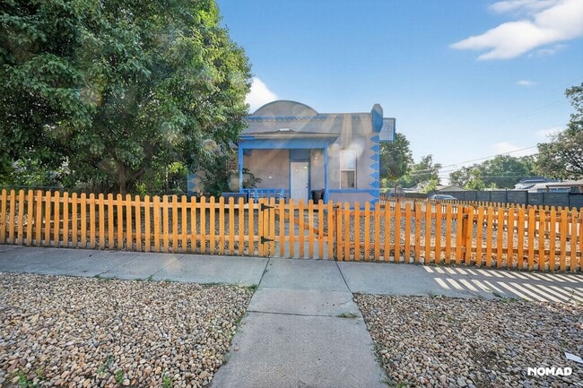 Building Photo - 2500 Eaton St