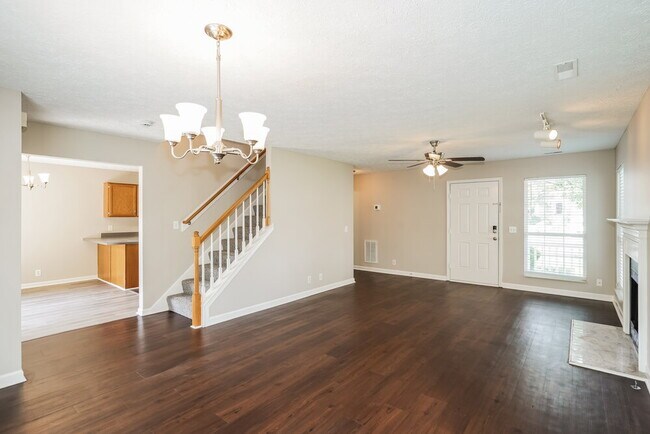 Foto del edificio - 3505 Glenfalls Dr