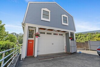Building Photo - 107 Saugatuck Ave