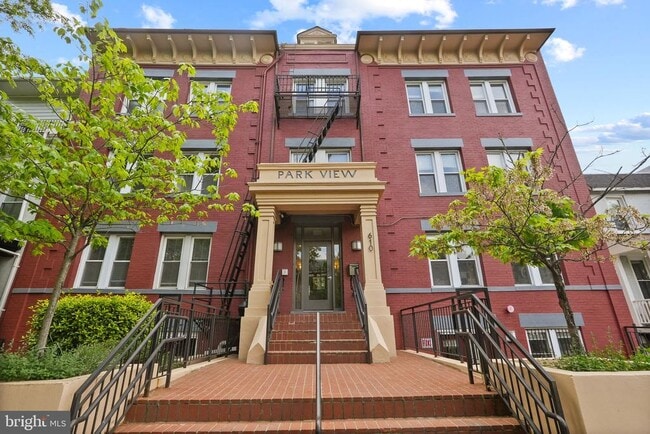 Foto del edificio - 610 Irving St NW