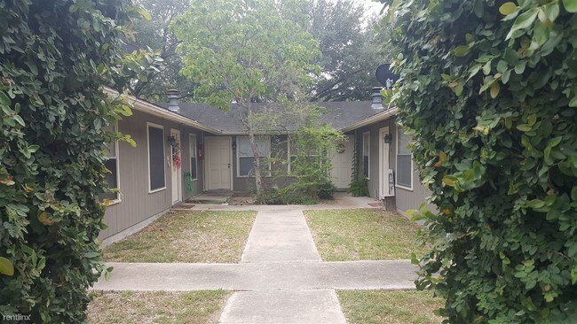 Building Photo - 1 br, 1 bath  - 1518 Rio Hondo Rd , 1 bath