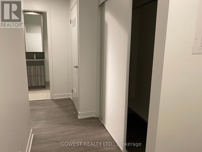 Building Photo - 6 flavelle trail
